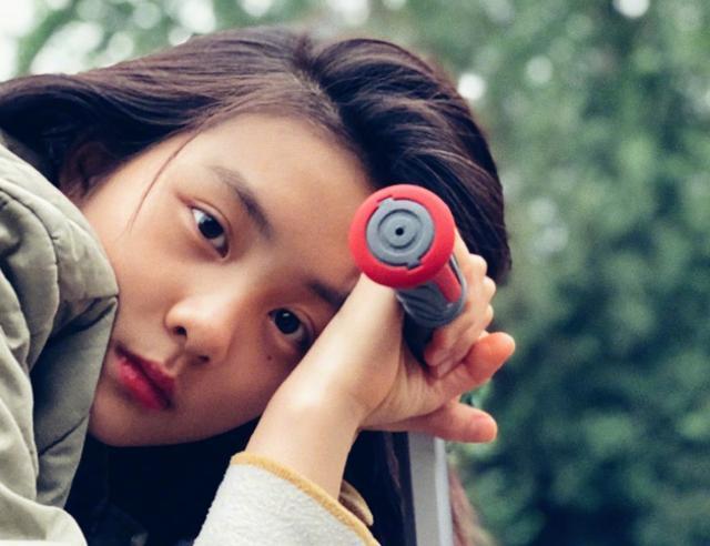 躲过了长大后的多多，却没躲过黄磊的小女儿，