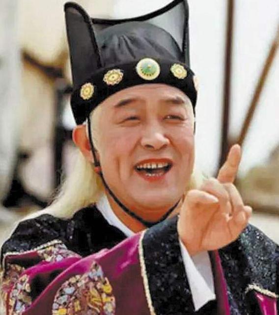 “太监专业户”李建义往事：带姑姑娶媳妇，欠老师几斤粮还一辈子