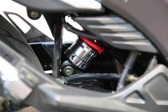 国产力帆运动街车，前后碟刹，座高775mm，单缸水