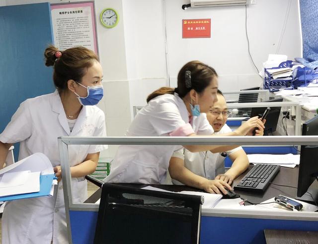 大邑县保健院全面落实卫健行业领域突出问题专项整治自查自纠工作