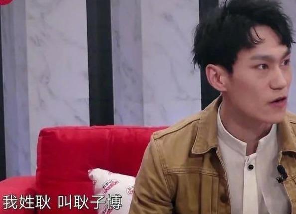 为何佟丽娅只用七个字激怒易烊千玺粉丝？沈腾