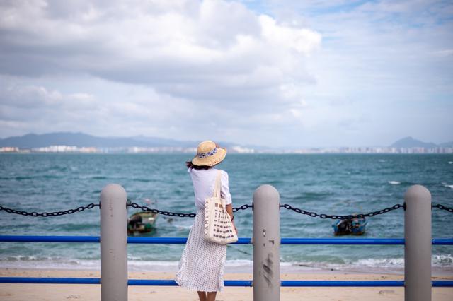 三亚被人遗忘的海岛，景色可媲美蜈支洲岛，被誉为“海上桃源”