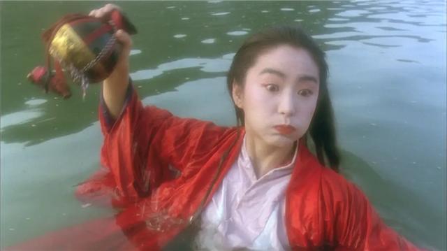 �ư���2��д������Ϸ��������û��һ��̨�ʣ������ж���һ����