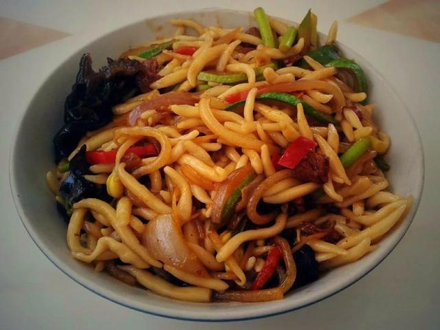 甘肃十大特色面食，你都吃过了吗？不要流口水哦