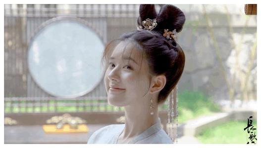 《长歌行》定妆照曝光，还原原著形象，热巴却被指像赵露思保镖