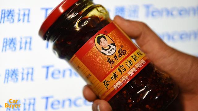 鹅厂与老干妈的恩怨，也曾在汽车圈上演