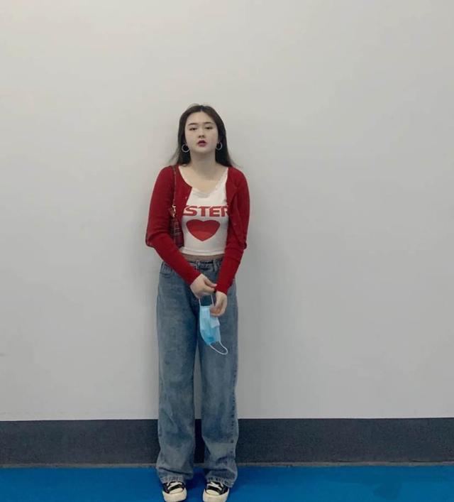 微胖界女生穿搭法则，记住这几点，能“视觉减重”10斤以上