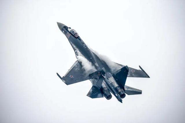 有了歼20的解放军，为啥还要进口四代机？