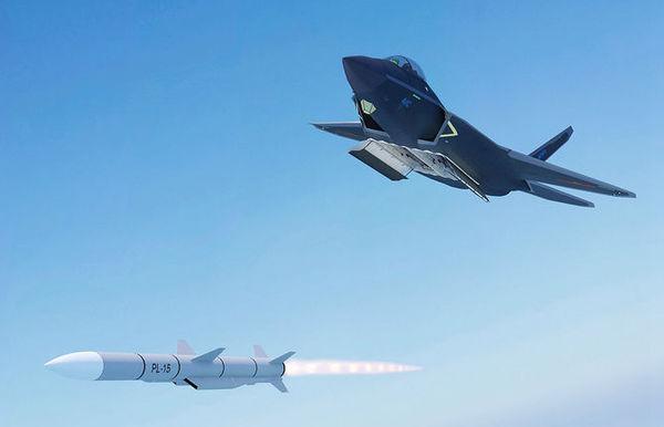 美军承认！F22相比歼20存一致命弱点，超视距空战将被压制