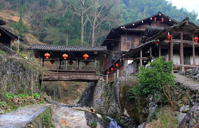 《奔跑吧》又翻红，新挖到的宝藏旅行地好吃好