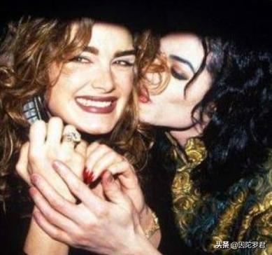 迈克尔杰克逊最爱，曾七次受孕失败，因太漂亮被称世界第八大奇迹