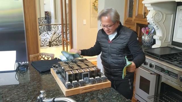 英伟达黄教主厨房发布7nmGPU，将首用于美国新冠