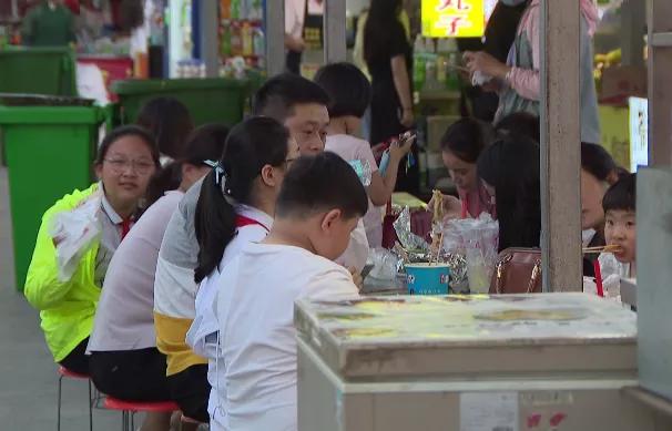 菏澤牡丹區發展“露天經濟”將設置2600多個攤位
