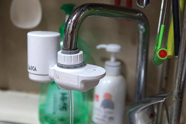 莱卡水龙头净水器：四层过滤，出租房小家庭也能喝上直饮水