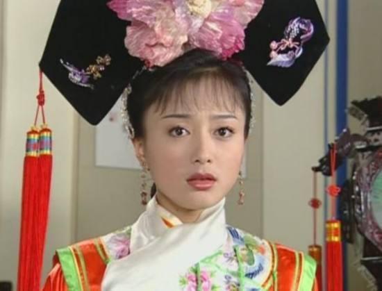 明星也逃不过被催婚的宿命，秦岚回应：我的子宫使不使用，关你什么事？