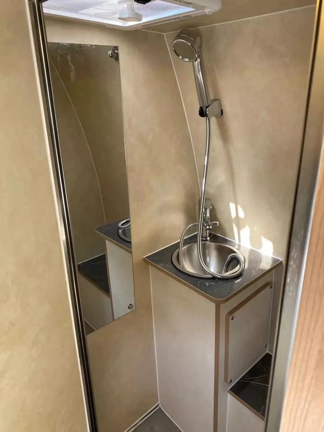 侣友福田G9 B型房车 体型不大 功能齐全