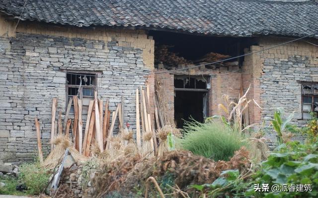 回乡建房持续火爆，这四种情况下竟然不能在农村盖房子