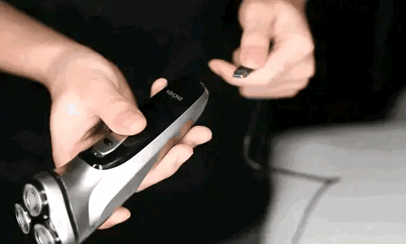 小米众筹月销25W+，罗永浩直播演示，5分钟卖出