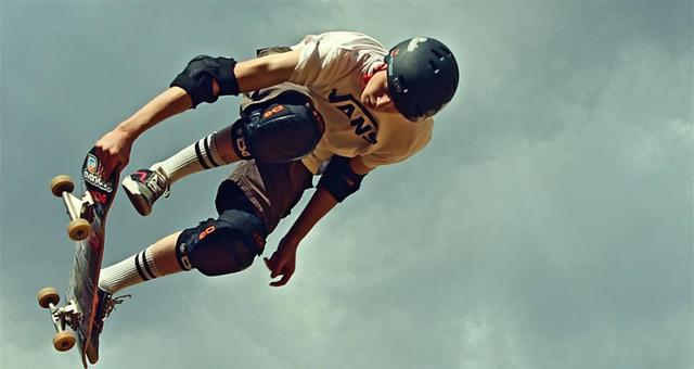 想要魔鬼的步伐？滑板鞋摩擦