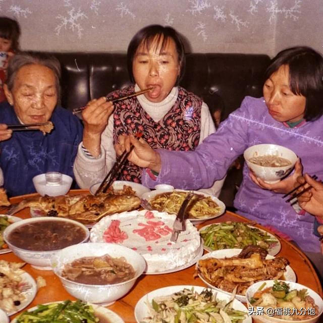 酱肘子传奇，北京大爷的饮食江湖