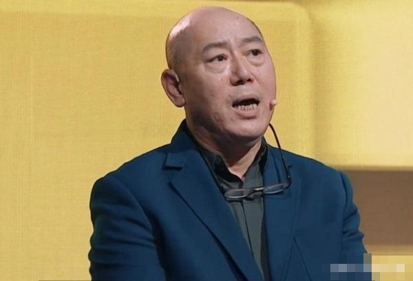 具有争议性的节目评委，宁静怼杜华，孟美岐不够格和孙燕姿同台？