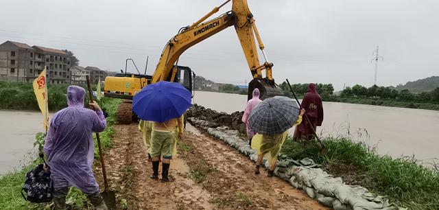 湖北工建为武穴打赢防汛救灾这场硬仗贡献力量