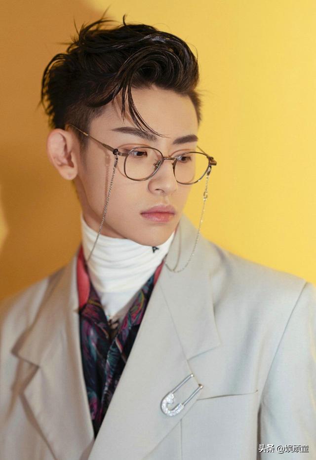 《跨界歌王》即将开播，看到小鬼王凯琳的身份