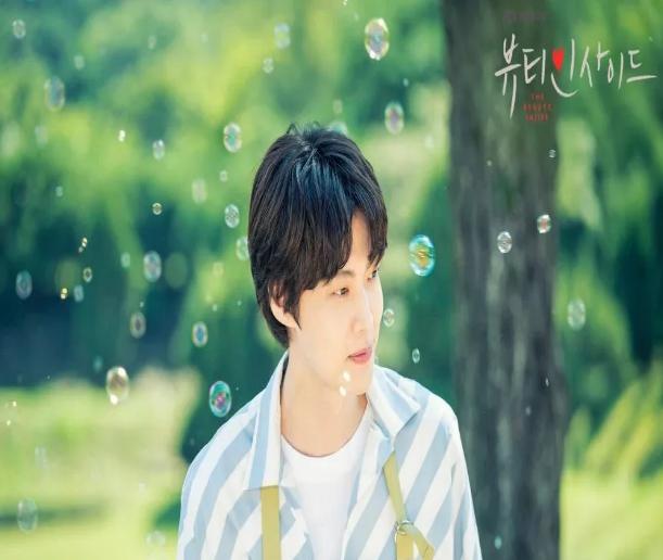 那些年我们追过的韩剧男神，有你的白月光吗？