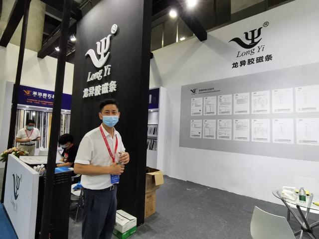2020中國建博會（廣州）12.1衛(wèi)浴品牌館如約啟動，現(xiàn)場人流如織