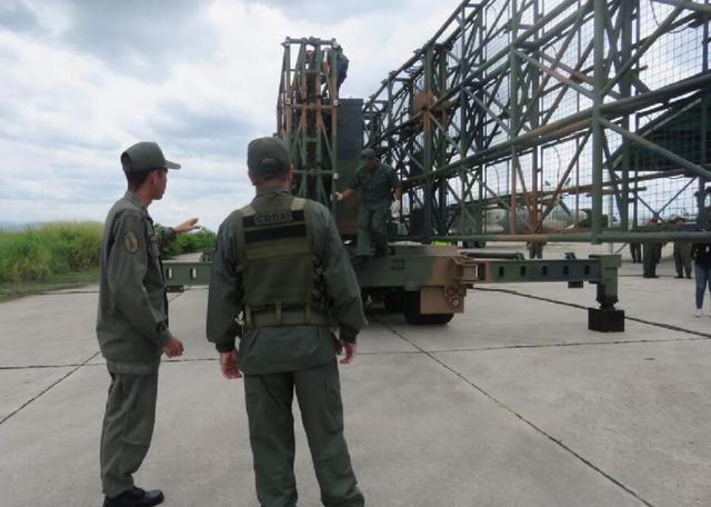 美军F22靠近委内瑞拉，被中国制造的雷达发现，