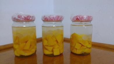 26種精致水果酒，泡制方法簡單，先收藏起來，夠你學一陣子了