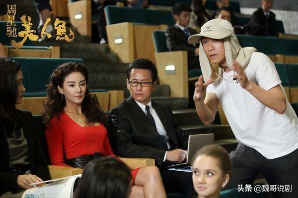 张雨绮质问周深你没在法国排队吗？周深回应：