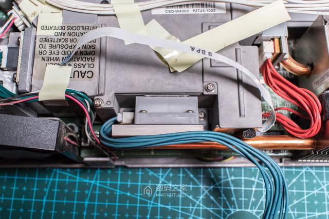 卡西欧CASIO激光+LED短焦投影仪UP50WN拆解，维修偏