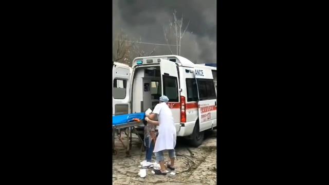 浙江温岭油罐车爆炸，破坏力惊人！高速公路已