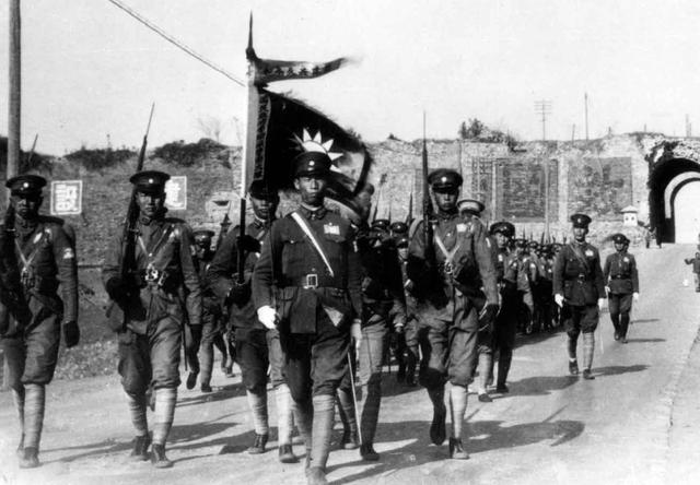 敌后游击队（少见的抗战图集）