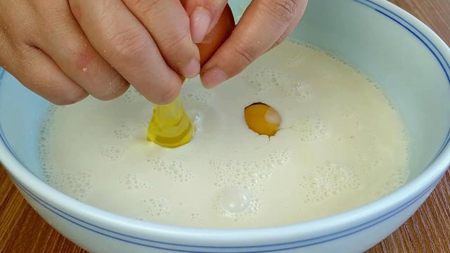 1碗黄豆，不用卤水，不用内酯，教你在家做豆腐，比买的还好吃