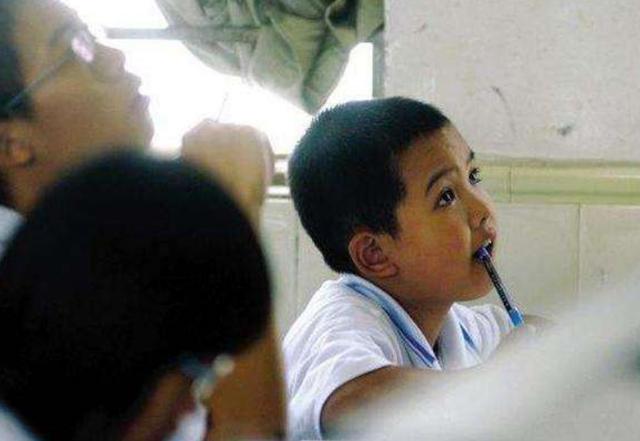 湖北农村神童，未上小学9岁读高中，12岁考上985，有何成功之处？