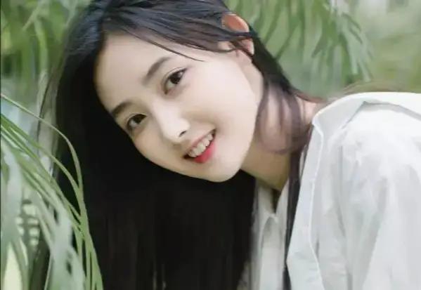 美丽的女孩（原创）