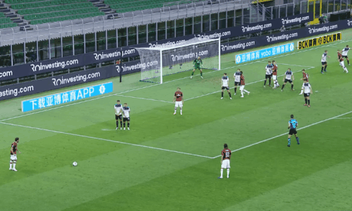 1-1，米兰打疯了！恰10致敬英格兰传奇：13分钟任意球世界波破门