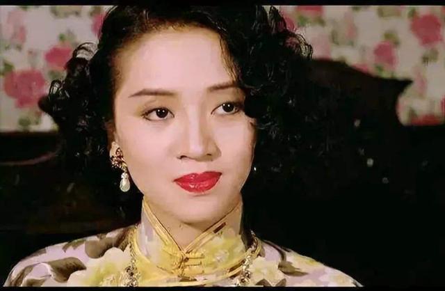 整容变成\"梅艳芳\"，没日没夜捞\"死