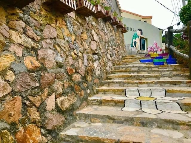 《奔跑吧》又翻红，新挖到的宝藏旅行地好吃好