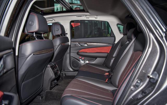 继红旗H9之后，新GA8也亮相了，车长超5米配2.0T，