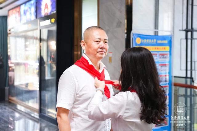 商海凯旋，重返校园——记江西财大EMBA赣州总裁22班开学典礼