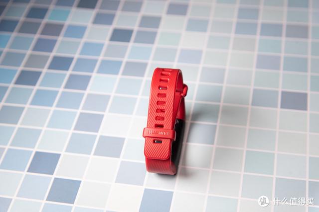 独立GPS + 血氧检测功能：HUAWEI 华为手环4 Pro上手体验