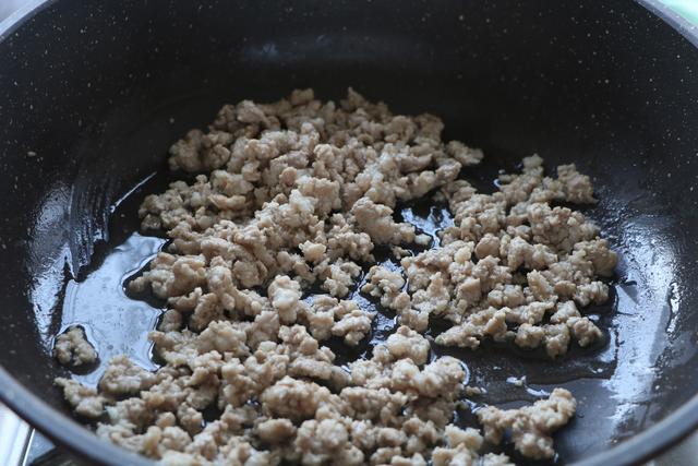 春天多給家人吃豆腐，不用燉不用煎，好吃不上火，家人太喜歡吃了