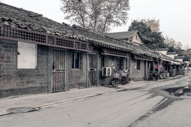 点击图片看原样大小图片
