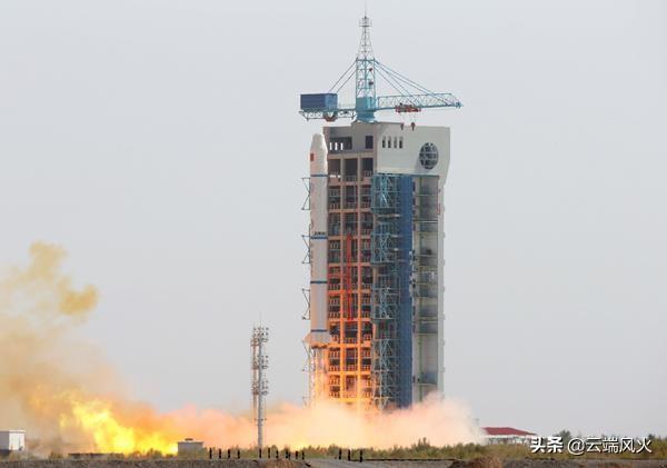 我国航天运载火箭的中流砥柱：长征二号系列火