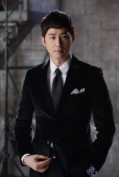 韩国娱乐圈又出事？《可爱颂》创作者性侵朋友