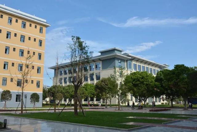 绵阳这所民办大学拥有众多国省市级荣誉，学费普遍低于同类院校