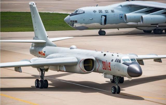 俄罗斯大爷：你们不开图-16了吧？中国空军：不